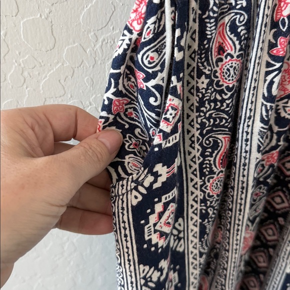 Angie Floral Navy and Pink Top - Picture 4 of 6